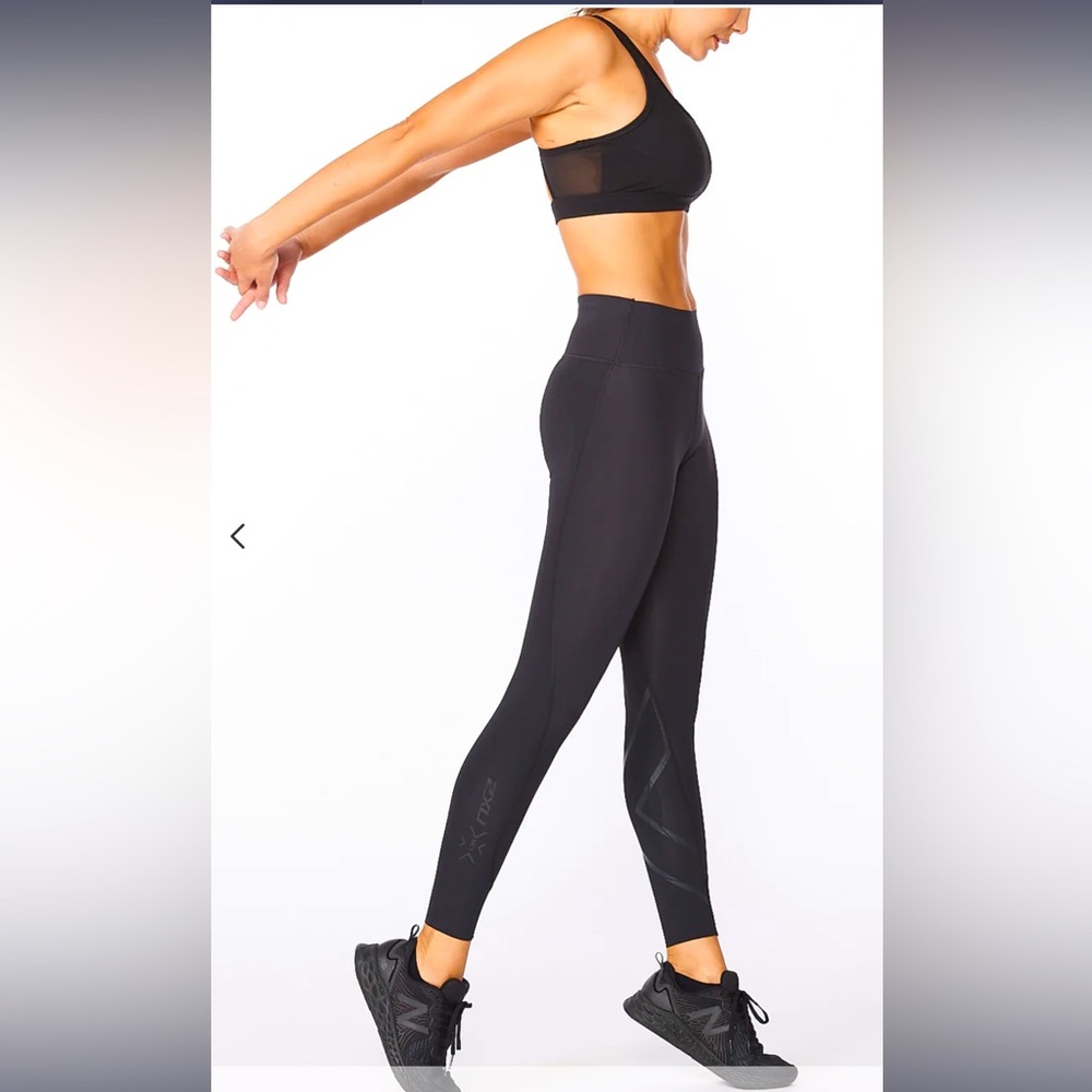 2xu mid rise compression legging